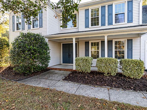 3rd image of 4401 Valera Ct