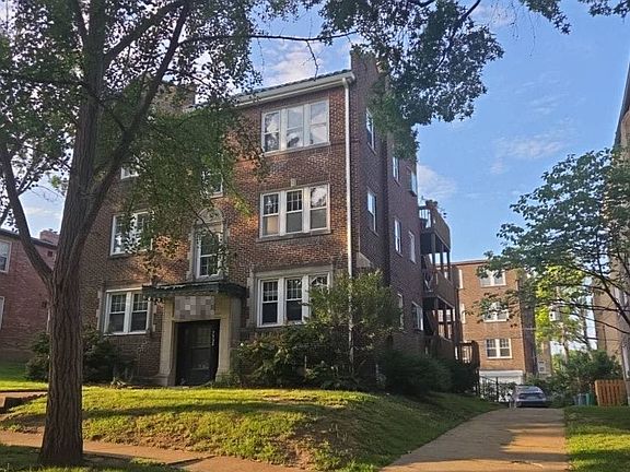 2nd image of 7532 Byron Pl