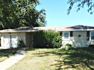 1210 M Rd, Larned, KS 67550