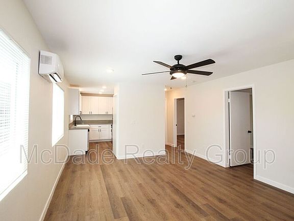 5th image of 3635 Herman Ave #1