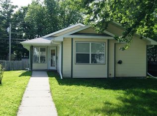 728 9th St, Nevada, IA 50201