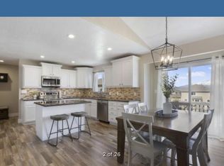 194 W Ferruginous Way, Saratoga Springs, UT 84045