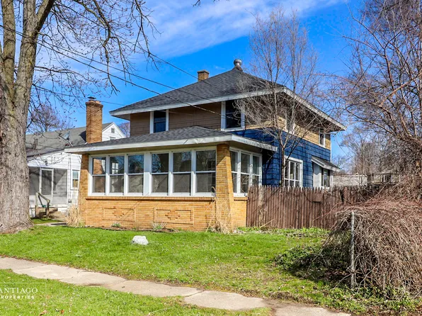 821 Roger St NW, Grand Rapids, MI 49544