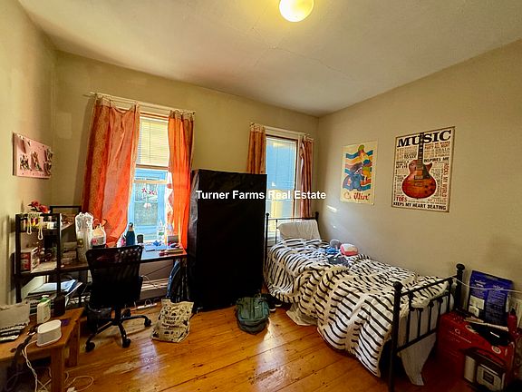 5th image of 56 Calumet St #3Z
