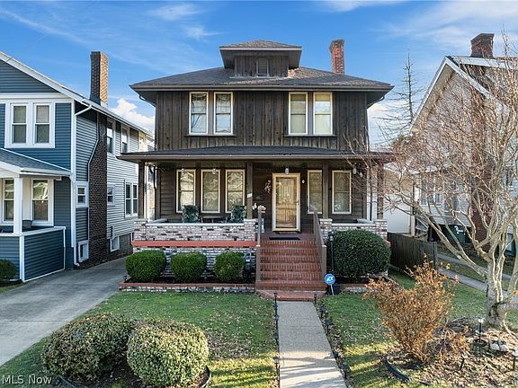 2nd image of 13 Prospect St