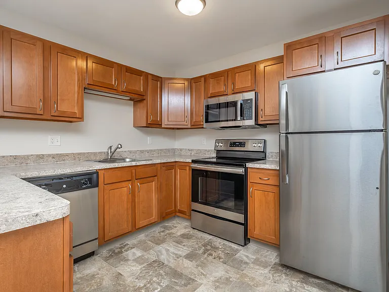Camillus Pointe Senior Apartments — Photo 14