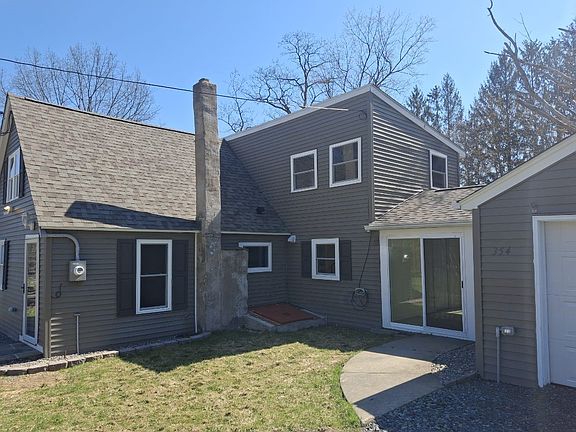 2nd image of 354 Banta Rd