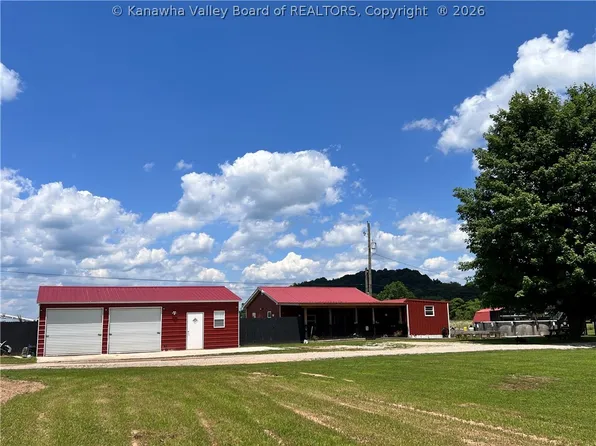 61 Cardinal Ln, Gallipolis Ferry, WV 25515
