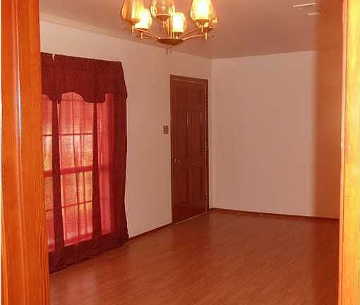 4th image of 59120 Belleview Dr