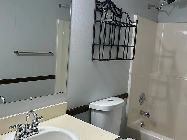8659 Groveside Dr — Photo 17