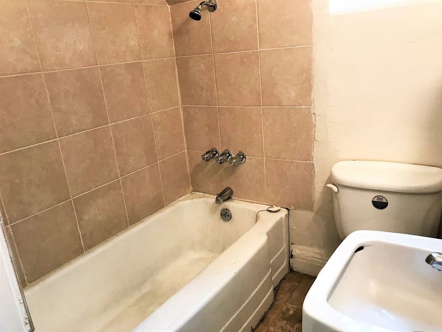 East Liberty - Apartments For Rent In Pittsburgh — Photo 3