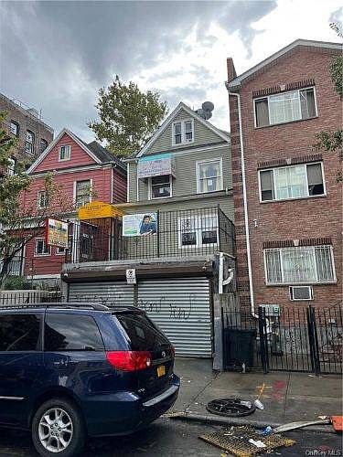 1st image of 62 Buchanan Pl