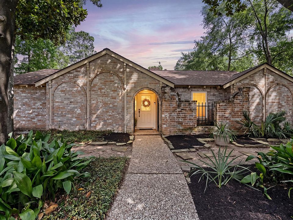 1st image of 5826 Pine Arbor Dr
