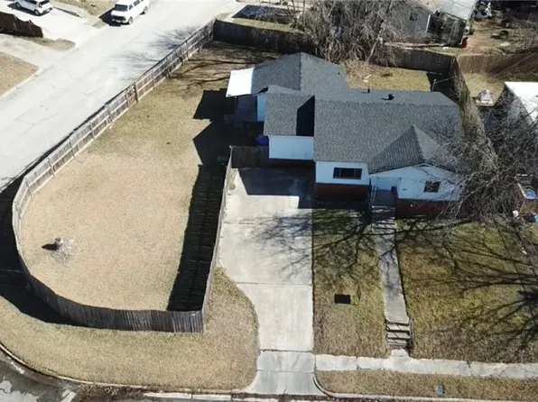 3804 Belmont Dr, Waco, TX 76711