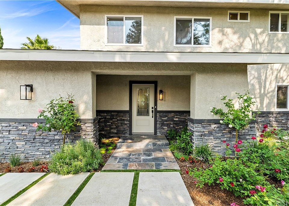 1st image of 7276 Darnoch Way
