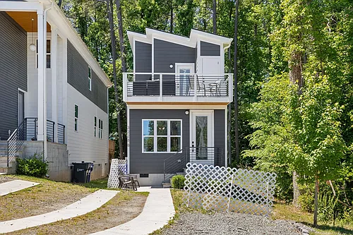3228B Rowena Ave Photo 1
