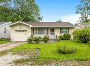 1456 E Lindberg St, Springfield, MO 65804