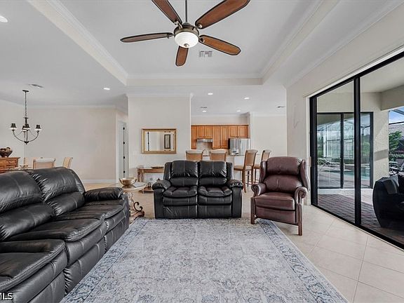 4th image of 11015 Longwing Dr