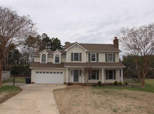 9023 Hunters Pointe Dr, Huntersville, NC 28078