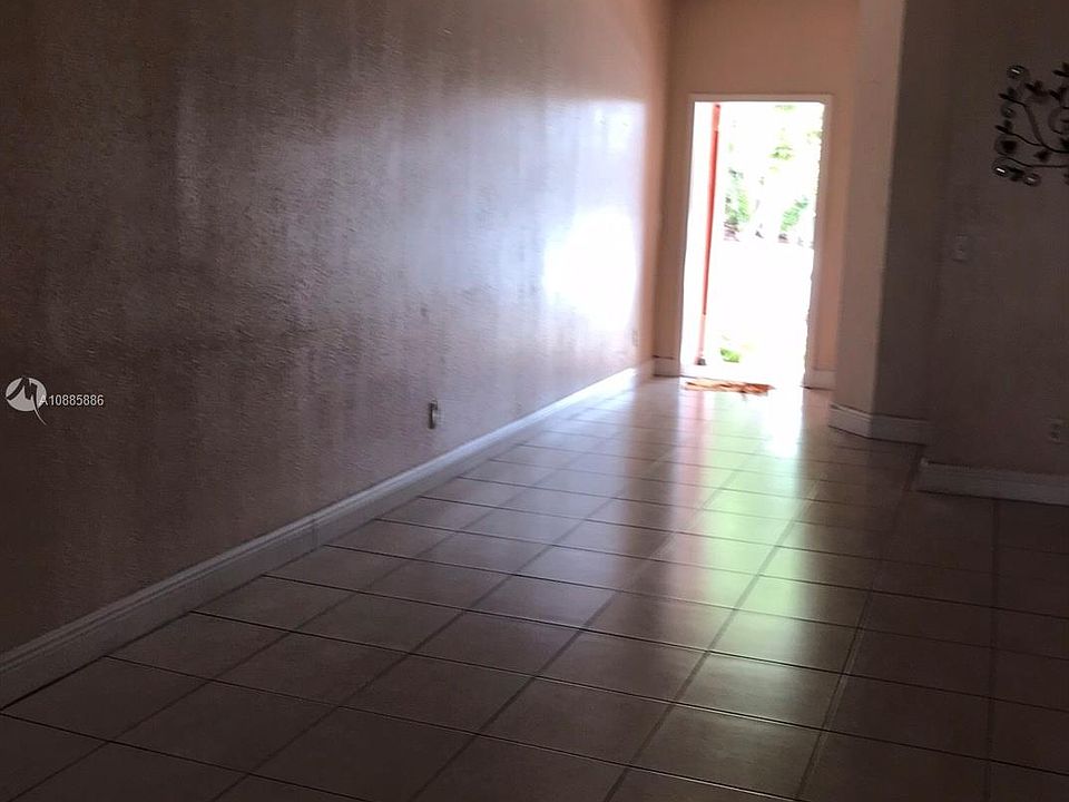 2nd image of 65 SW 16th Ave Unit 65
