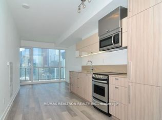 290 Adelaide St W #1007, Toronto, ON M5V 1N1