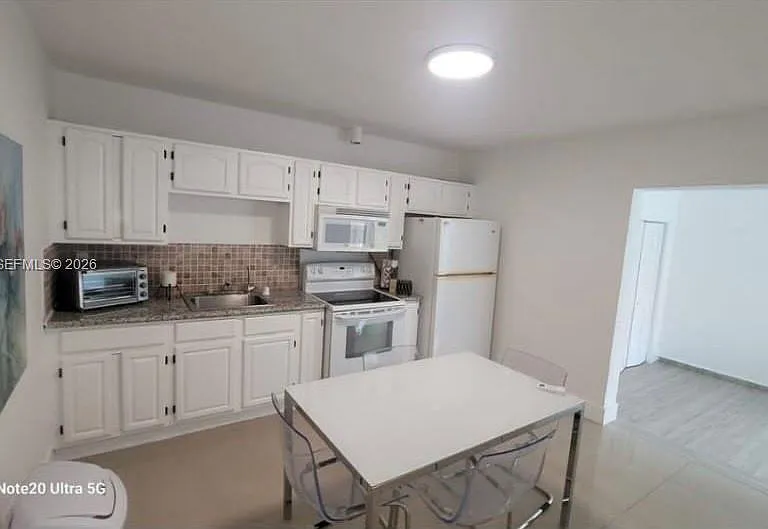 2341 SW 17th Ave #2343 — Photo 8
