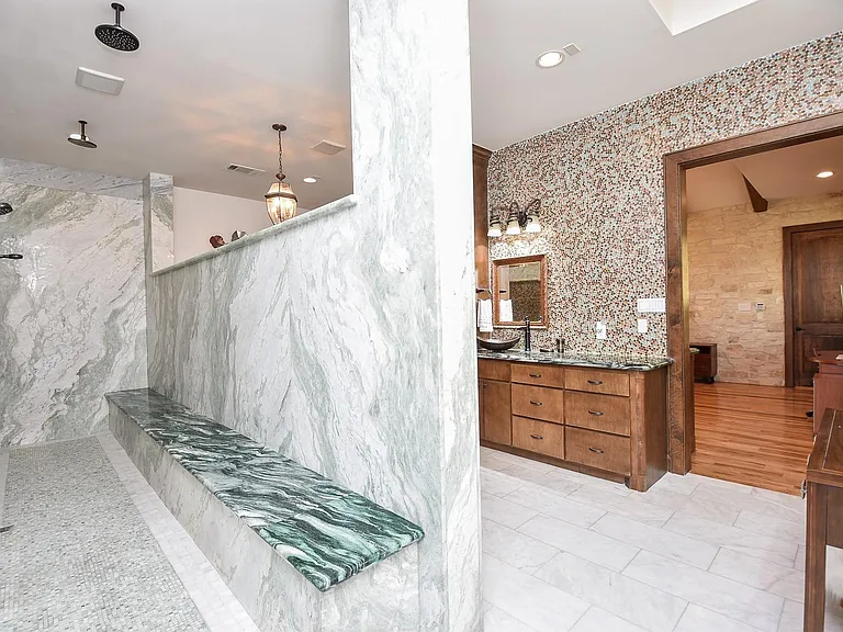 825 Grubbs Rd — Photo 33