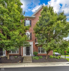 8233 Dan Allen Dr, Fishers, IN, 46038