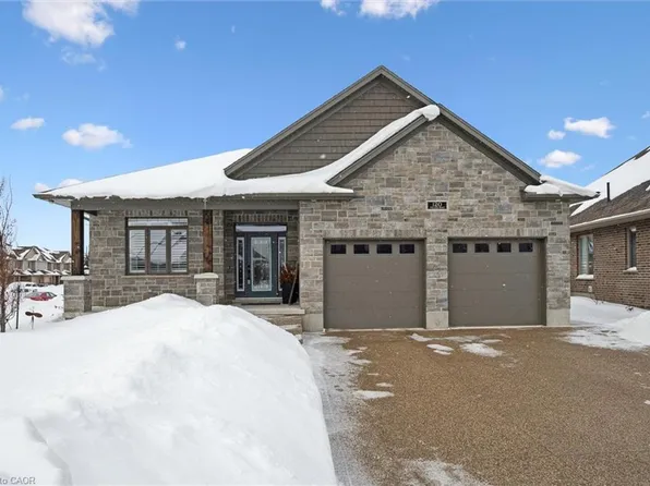 120 Village Rd, Wellesley, ON N0B 2T0