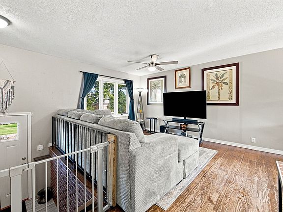 4th image of 4416 Wenig Rd NE