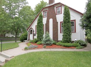 1940 Palace Ave, Saint Paul, MN 55105