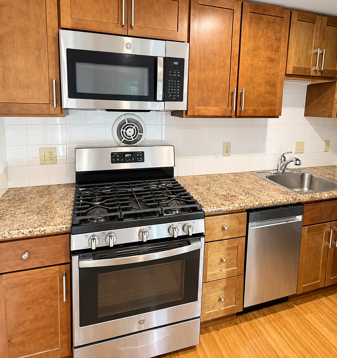 1 bed, 660 sqft, $2,675 — Photo 2