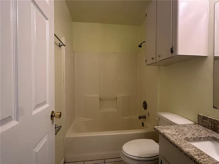 314 Easy St #B — Photo 6