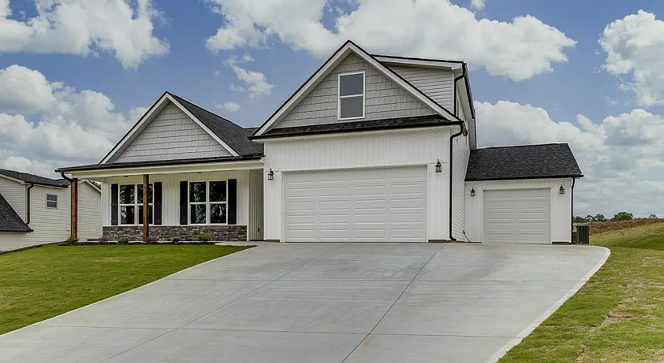 112 Walters Way