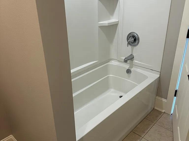 2 Monticello Village Dr #204 — Photo 10