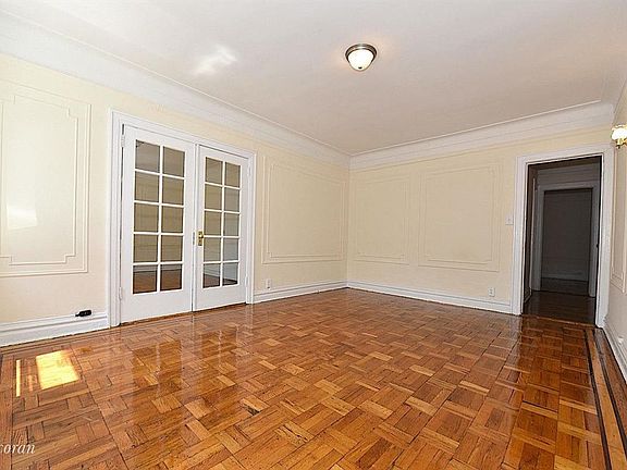 5th image of 2680 30th St APT 1B