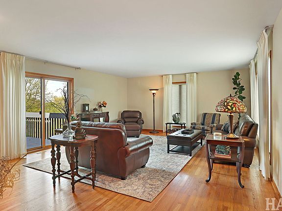 5th image of 7207 Viscaya Dr