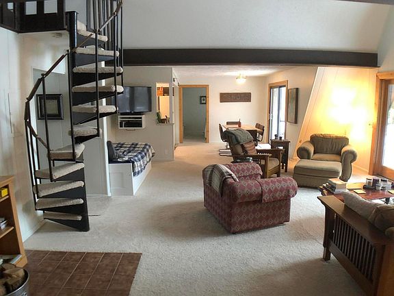 4th image of 1110 Frosty Ln