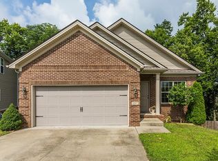 3257 Orchard Grass Rd, Lexington, KY 40509