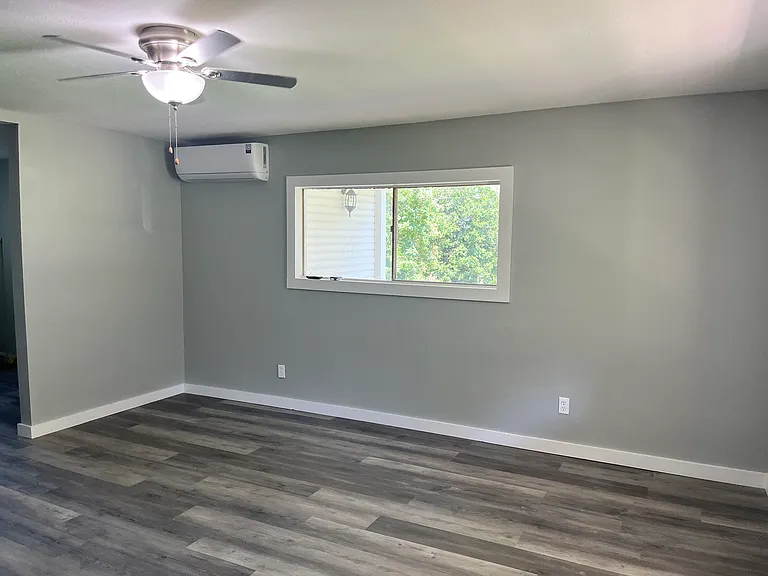 801 Gayler St — Photo 2