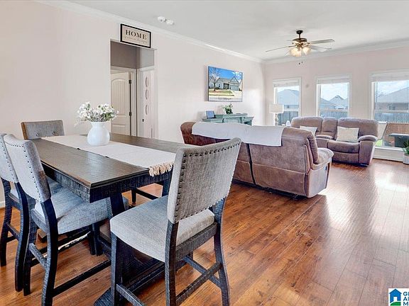 4th image of 161 Waterstone Way