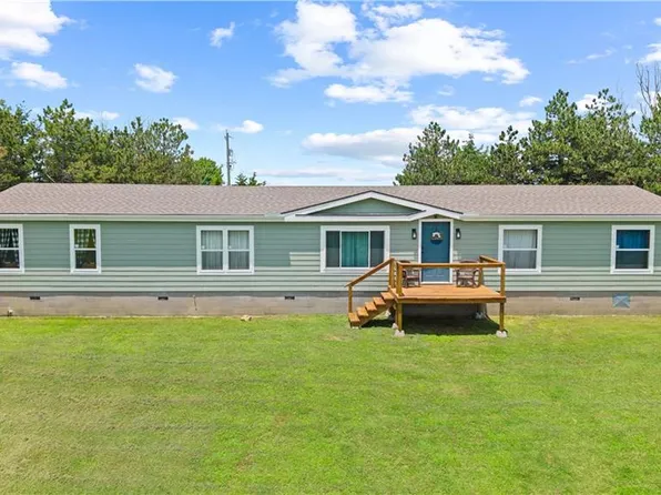 1432 County Road 2500, Caney, KS 67333