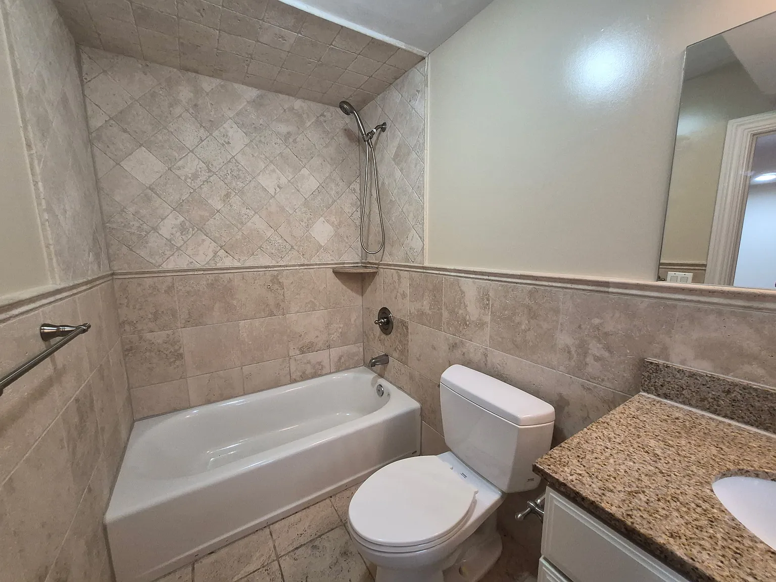 1 bed, $1,700 — Photo 3
