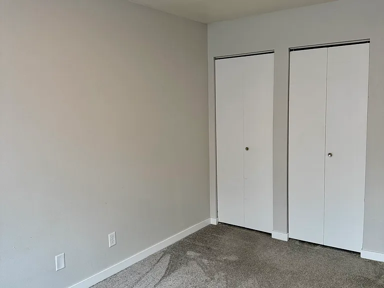 316 Ridgeland Ave #12S — Photo 7