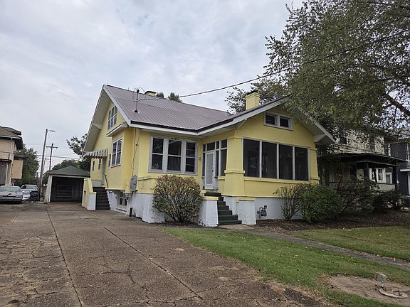 2nd image of 818 Charles St
