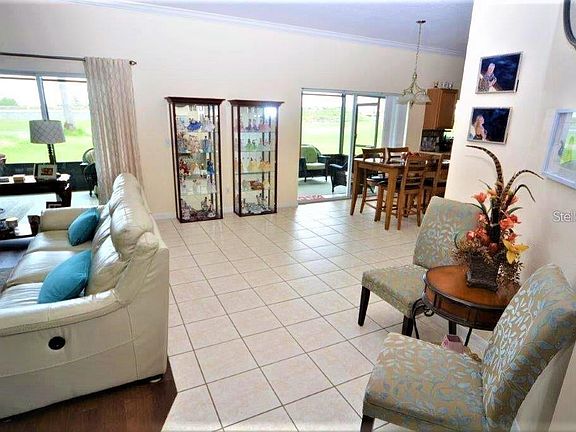 5th image of 13900 Fox Glove St