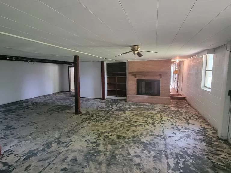 216 Maxwell Dr — Photo 8