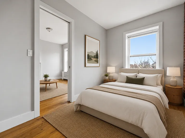 104 6th Ave #5 — Photo 3