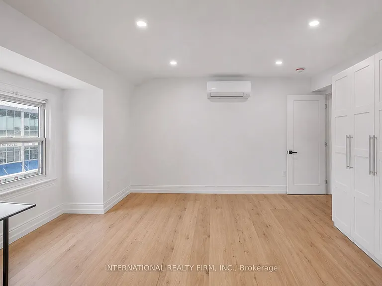 793 Dufferin St #UPPER — Photo 18