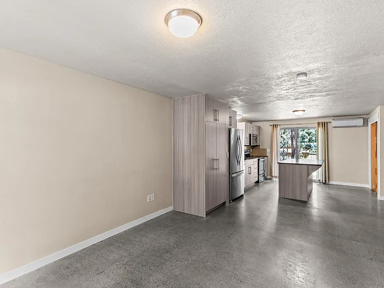 2150 Hill St #1 — Photo 7